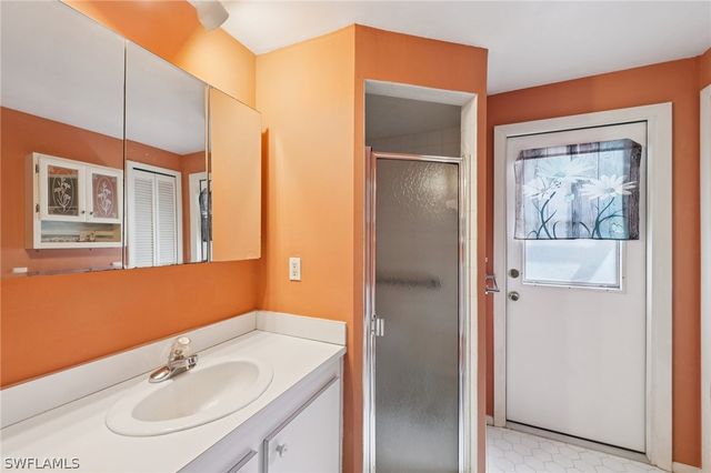 1116 SE 30th TER, Cape Coral, FL 33904