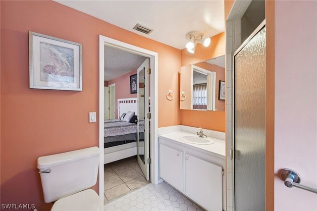 1116 SE 30th TER, Cape Coral, FL 33904