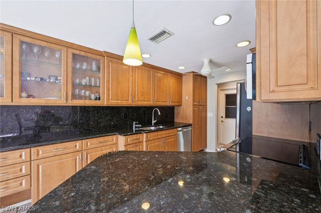 1116 SE 30th TER, Cape Coral, FL 33904