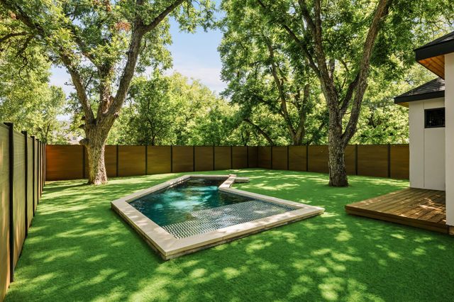 3210 Thompson ST, Austin, TX 78702