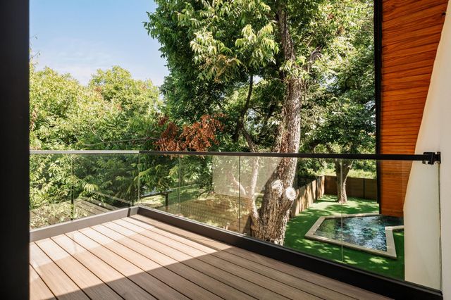 3210 Thompson ST, Austin, TX 78702