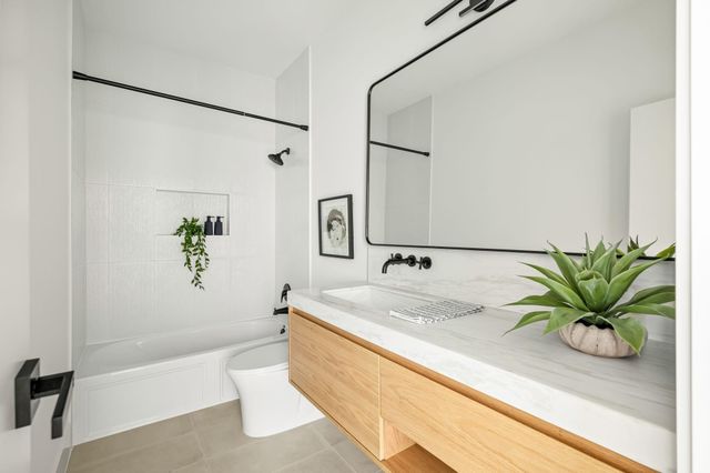 3210 Thompson ST, Austin, TX 78702