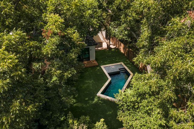 3210 Thompson ST, Austin, TX 78702