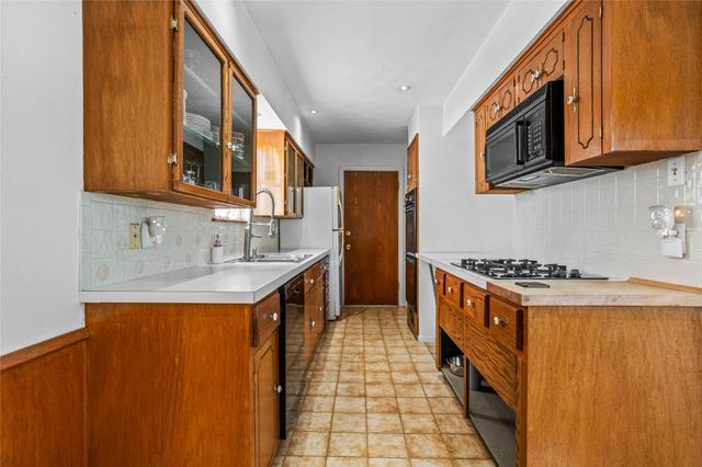 1221 Ashland Drive, Richardson, TX 75080