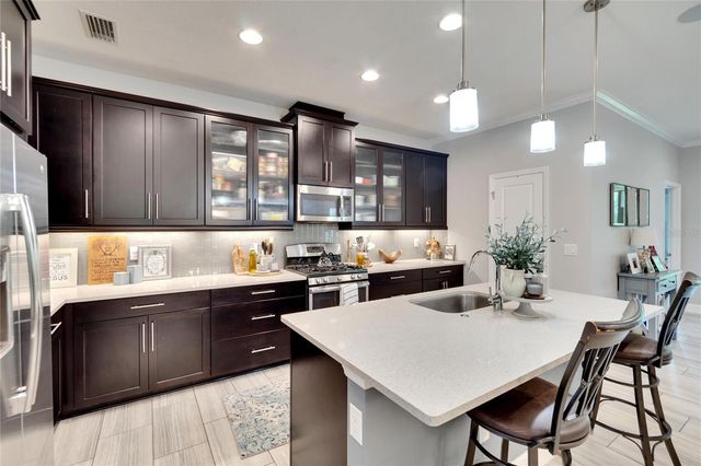 7211 MEETING HOUSE LANE, Apollo Beach, FL 33572