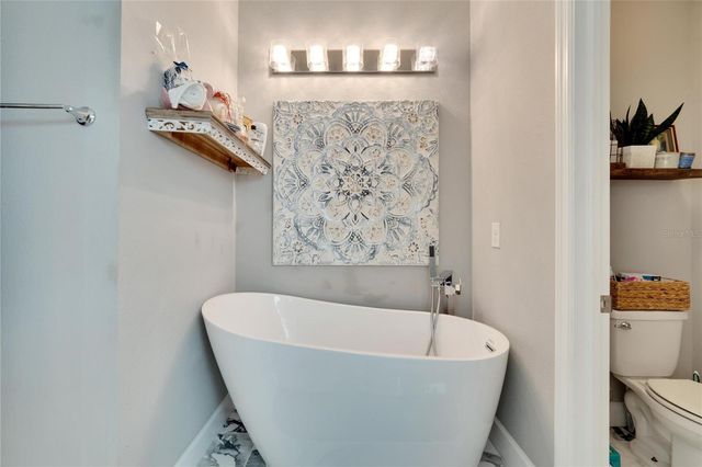 7211 MEETING HOUSE LANE, Apollo Beach, FL 33572