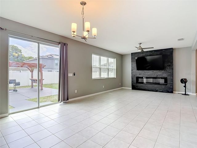 9127 FREEDOM HILL DRIVE, Seffner, FL 33584