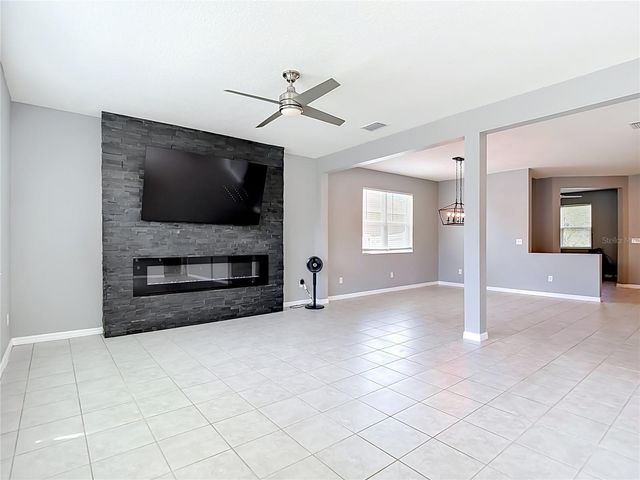 9127 FREEDOM HILL DRIVE, Seffner, FL 33584