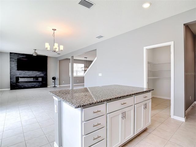 9127 FREEDOM HILL DRIVE, Seffner, FL 33584