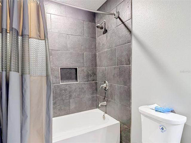 9127 FREEDOM HILL DRIVE, Seffner, FL 33584