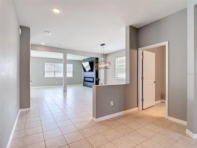 9127 FREEDOM HILL DRIVE, Seffner, FL 33584