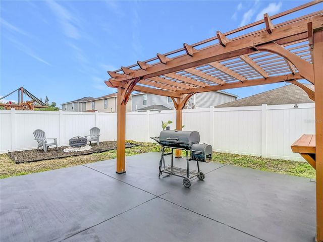 9127 FREEDOM HILL DRIVE, Seffner, FL 33584