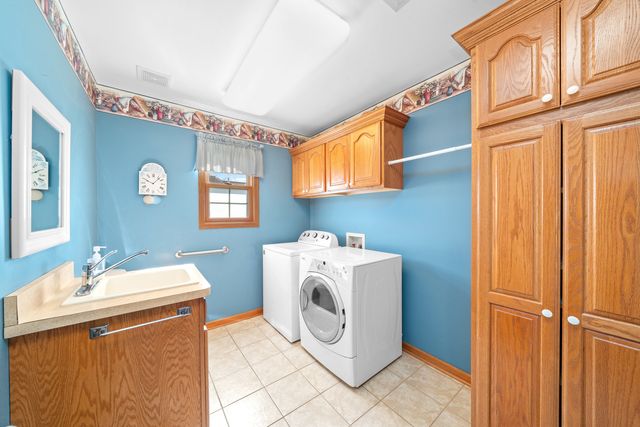 3107 Ernest Drive, Sandwich, IL 60548