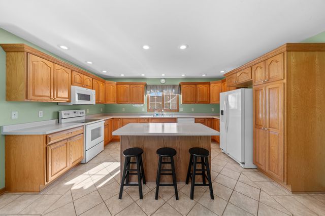 3107 Ernest Drive, Sandwich, IL 60548