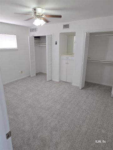 8818 Ilona Lane 6, Houston, TX 77025