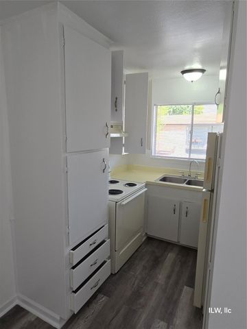 8818 Ilona Lane 6, Houston, TX 77025