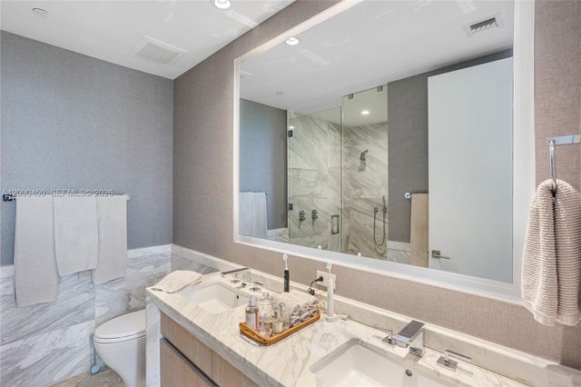 2831 S Bayshore Drive 604, Miami, FL 33133