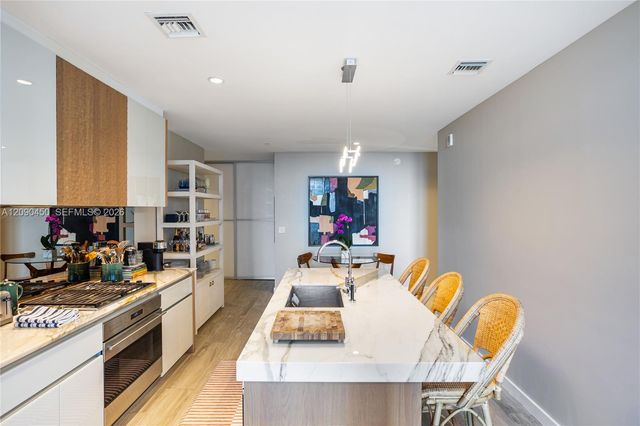 2831 S Bayshore Drive 604, Miami, FL 33133