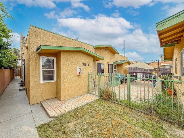 1403 Lemon Avenue, Long Beach, CA 90813