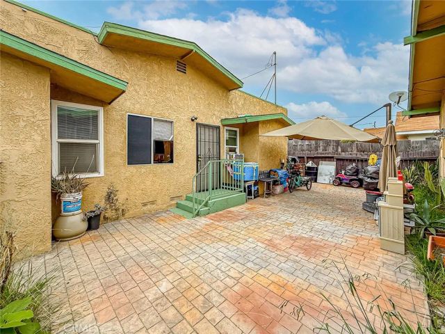 1403 Lemon Avenue, Long Beach, CA 90813