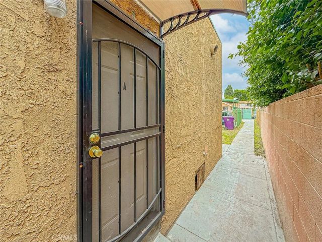 1403 Lemon Avenue, Long Beach, CA 90813