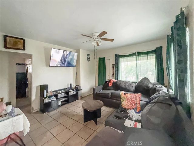 1403 Lemon Avenue, Long Beach, CA 90813