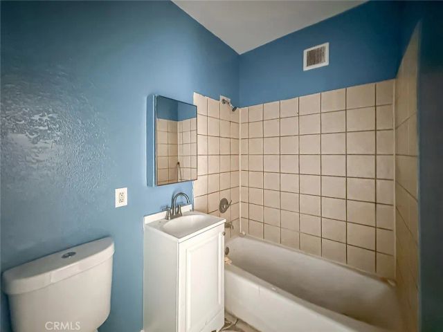 1403 Lemon Avenue, Long Beach, CA 90813