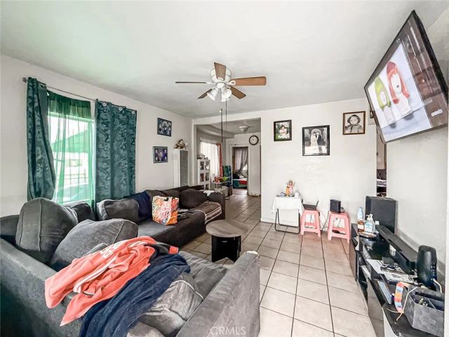 1403 Lemon Avenue, Long Beach, CA 90813
