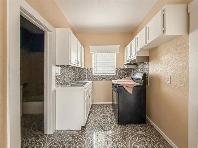 1403 Lemon Avenue, Long Beach, CA 90813