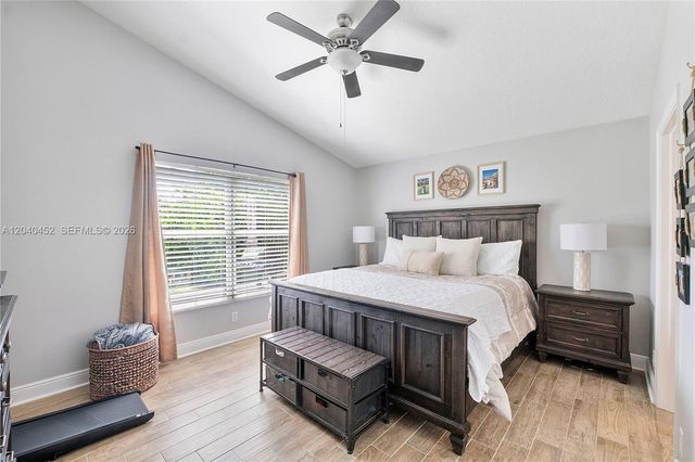 124 Preserve Dr, Royal Palm Beach, FL 33411