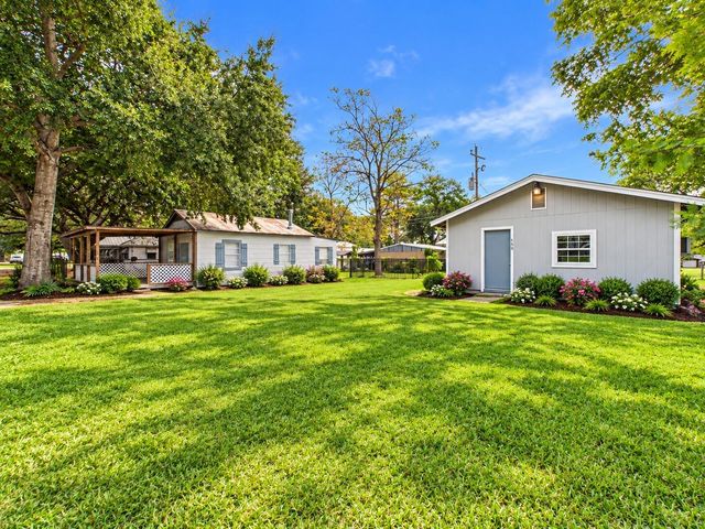 150 Jupiter Drive, Trinity, TX 75862