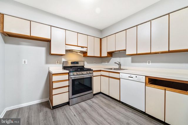 808 WESTFIELD DR, Cinnaminson, NJ 08077