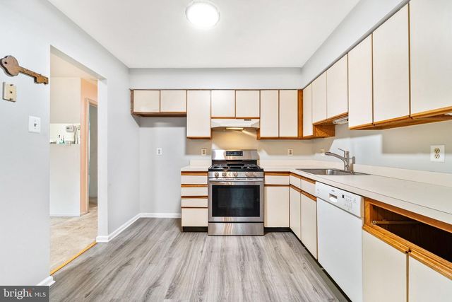 808 WESTFIELD DR, Cinnaminson, NJ 08077