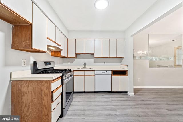 808 WESTFIELD DR, Cinnaminson, NJ 08077