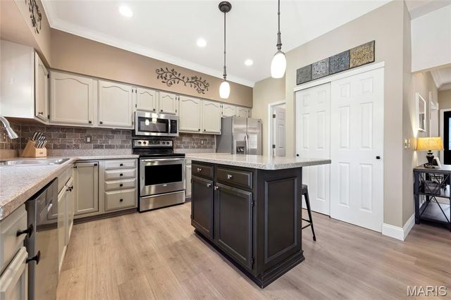 4715 Koglin Court, St Louis, MO 63123