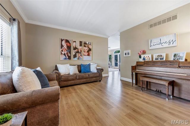 4715 Koglin Court, St Louis, MO 63123
