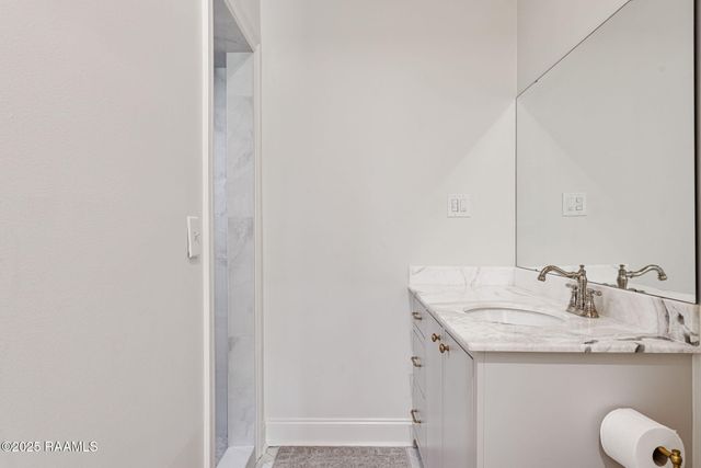 206 Woodrich Lane, Lafayette, LA 70507