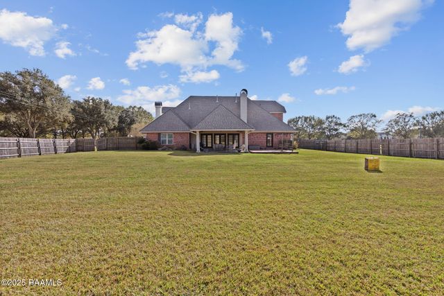 206 Woodrich Lane, Lafayette, LA 70507