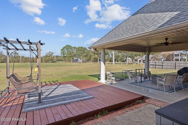 206 Woodrich Lane, Lafayette, LA 70507