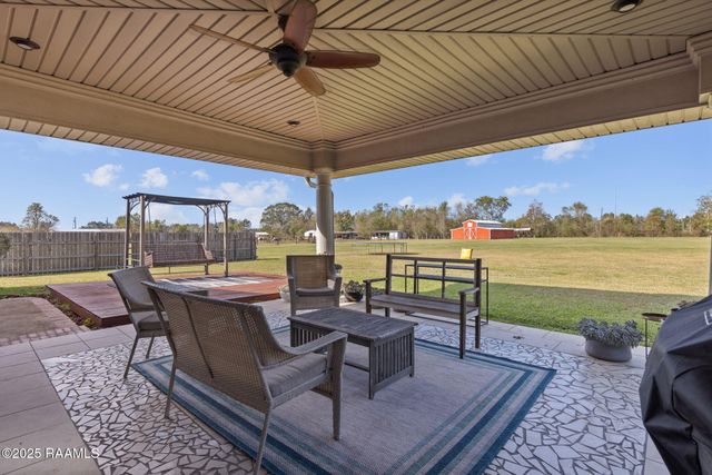 206 Woodrich Lane, Lafayette, LA 70507