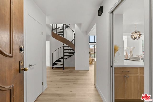 1880 Veteran Avenue 306, Los Angeles, CA 90025
