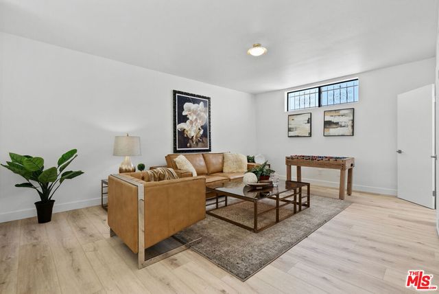 1880 Veteran Avenue 306, Los Angeles, CA 90025