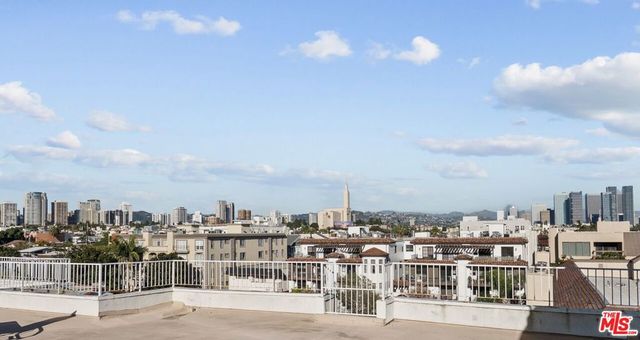 1880 Veteran Avenue 306, Los Angeles, CA 90025