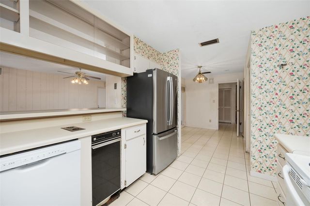 412 NW 46TH STREET, Gainesville, FL 32607