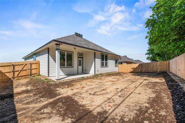 109 Adaline Bend, Mcgregor, TX 76657