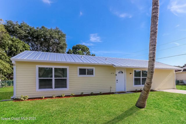 674 23rd Place SW, Vero Beach, FL 32962