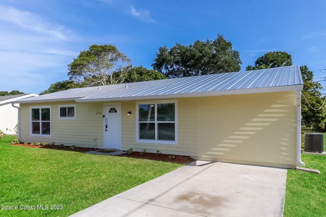 674 23rd Place SW, Vero Beach, FL 32962
