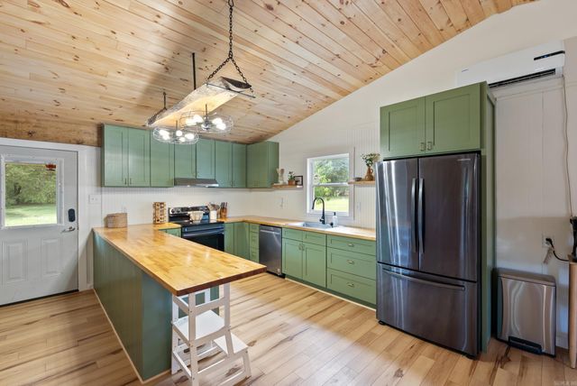 44 Sinai Road, Conway, AR 72032