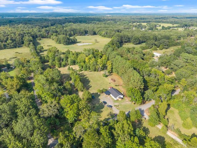 44 Sinai Road, Conway, AR 72032