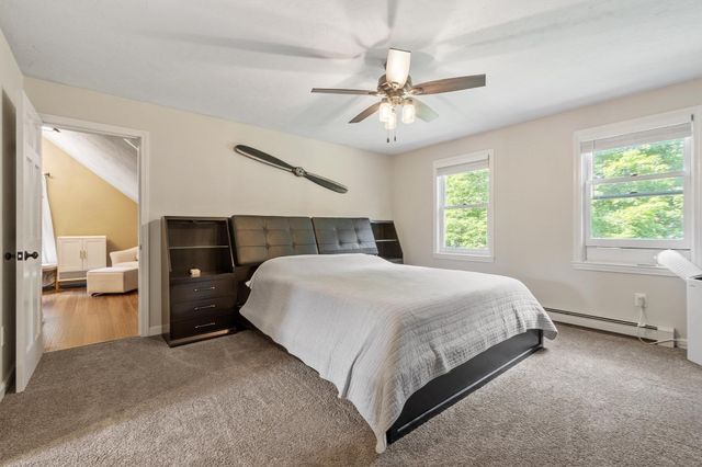 11 Francis Ave, Lunenburg, MA 01462